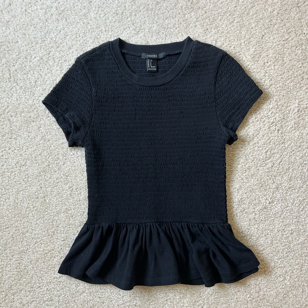 Forever 21 black ribbed short sleeve shirt